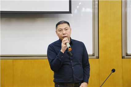 梁宇_副本.jpg 梁宇_副本.jpg