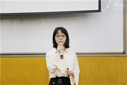 刘晨_副本.jpg 刘晨_副本.jpg