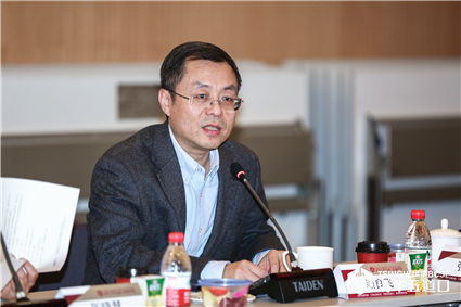 顾良飞_副本.jpg 顾良飞_副本.jpg